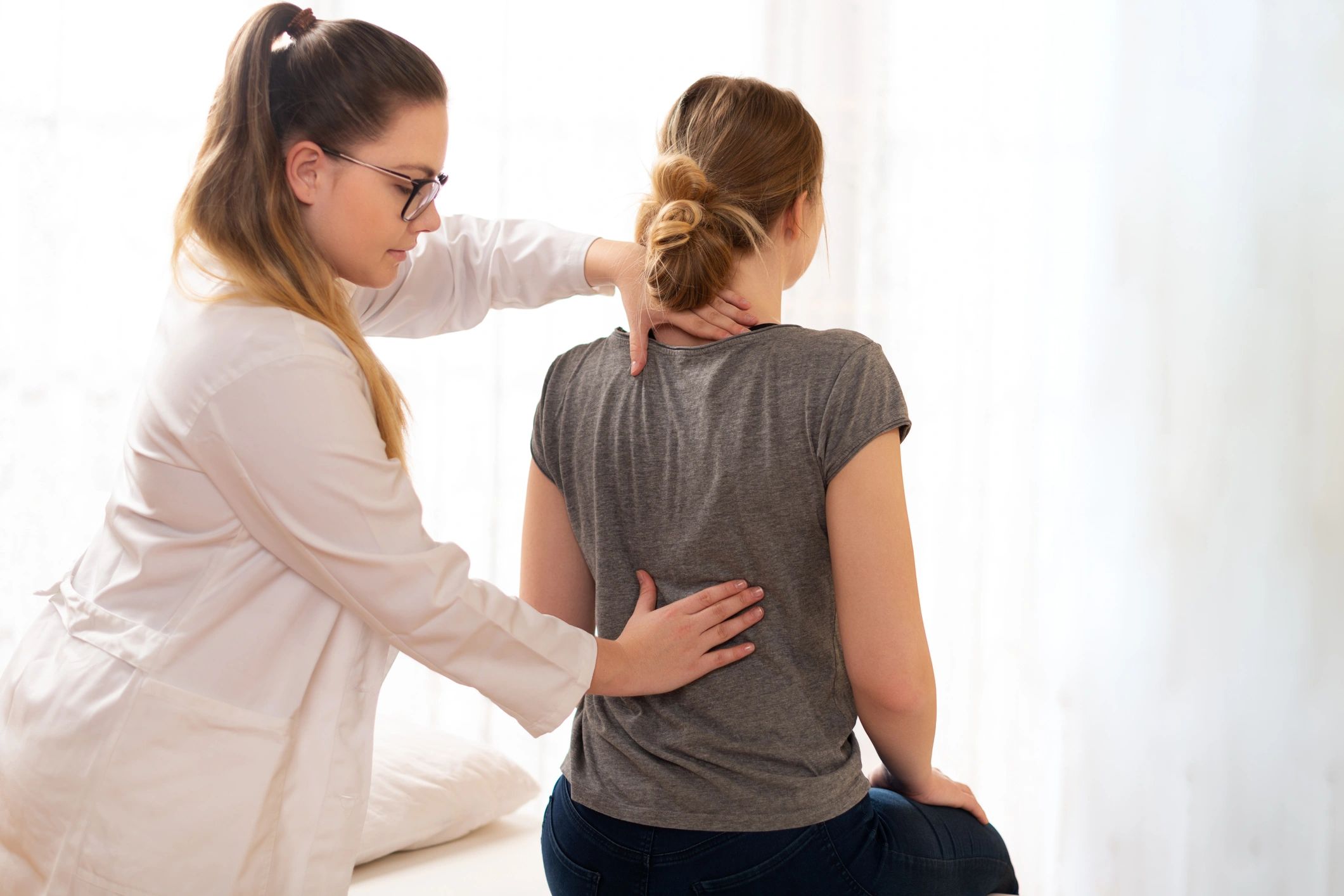 Clinical examination for back pain symptoms